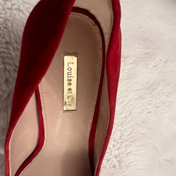 Women's red suede pums 9.5 M - Picture 4 of 7